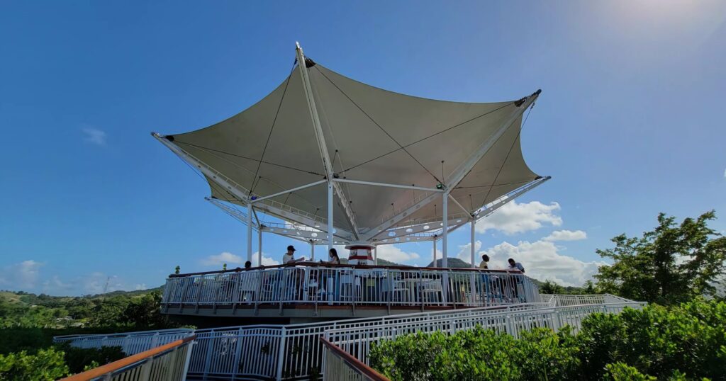 The Sky Bar overlooks the entire port